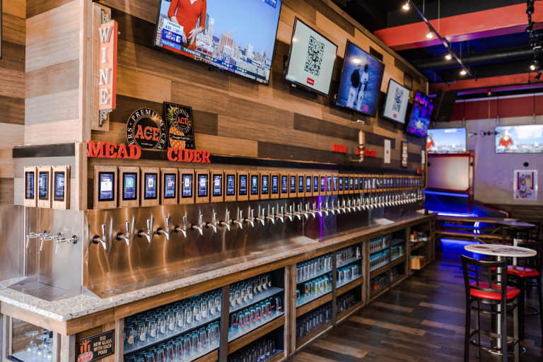 Virtual Tour of Whistle Whistle Taproom & Venue